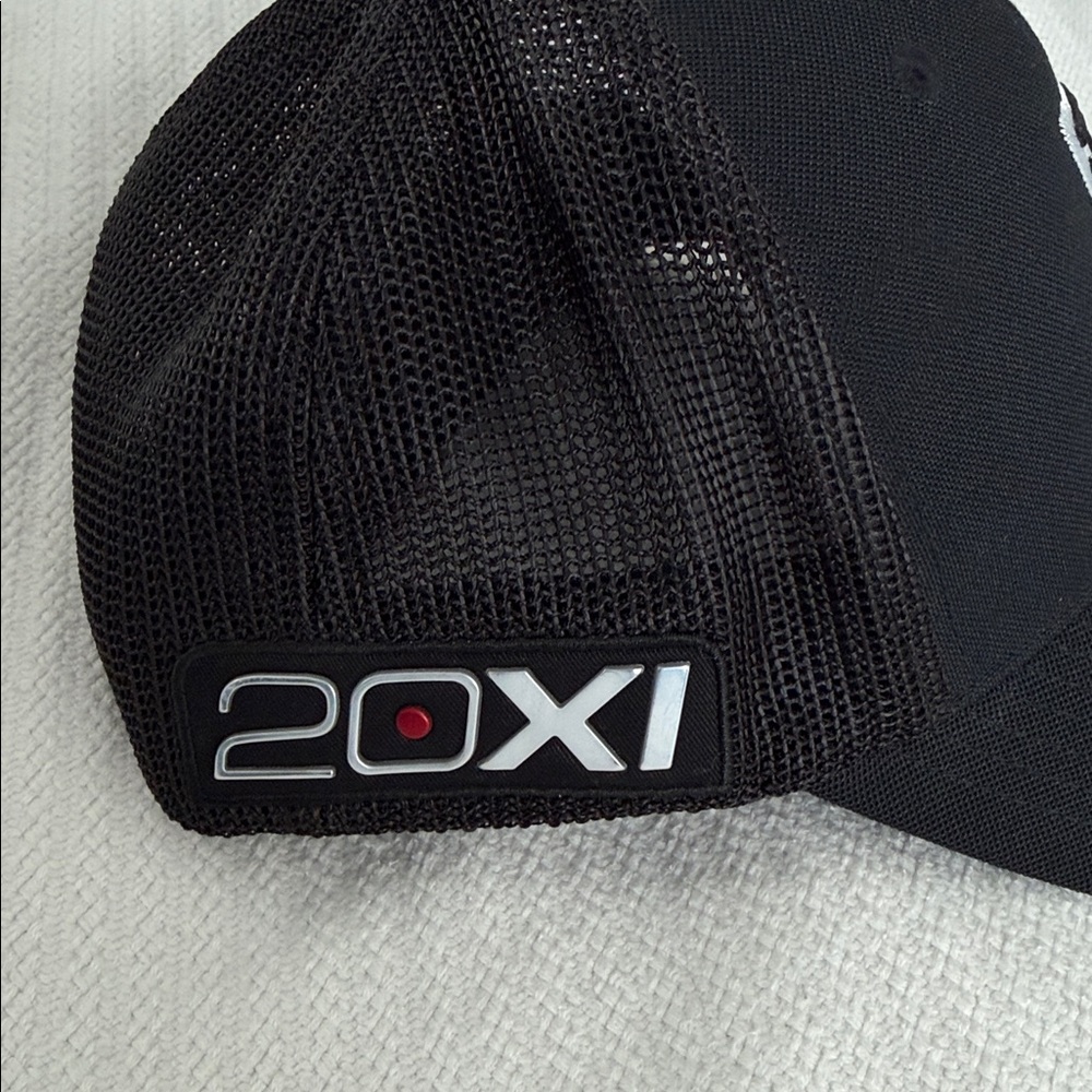 NIKE Tiger Woods Collection Flex Fit Black Hat 20XI - Picture 3 of 6